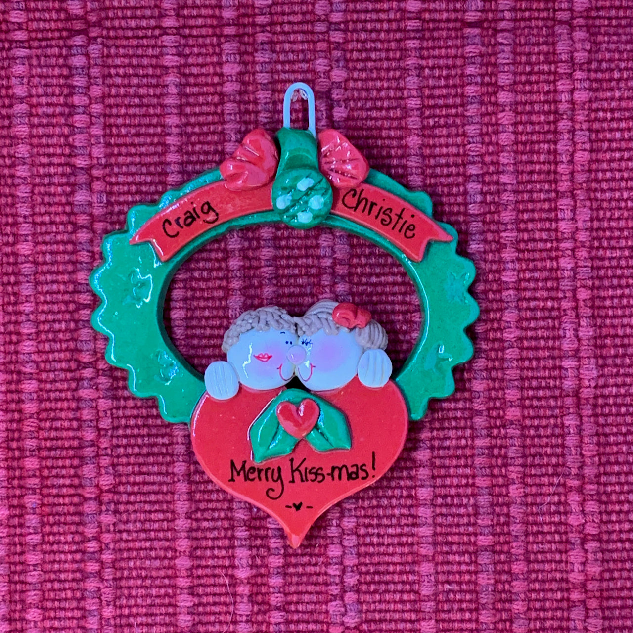 Couple Kissing (Brunette Girl)