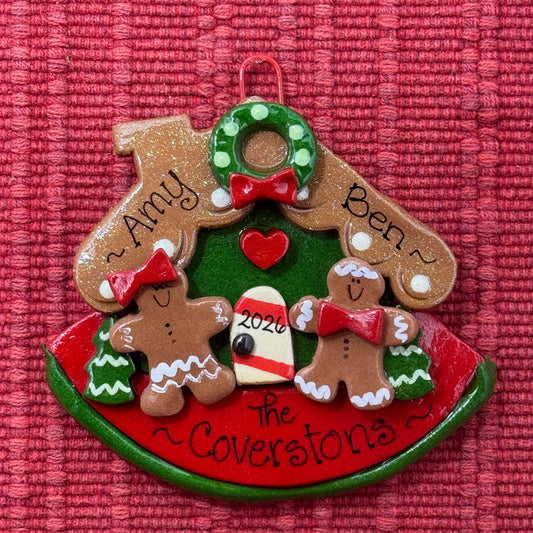 Gingerbread Cottage Couple